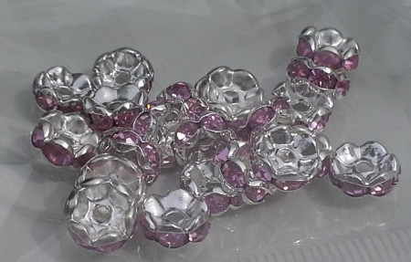 * artnr rop2,10.1 Rondeller 8x3mm. Färg se bild