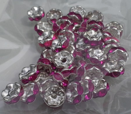 * artnr rop2,5 Rondeller 8x3mm. Färg se bild