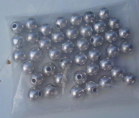 *Tibetan silver pärlor. 8mm.