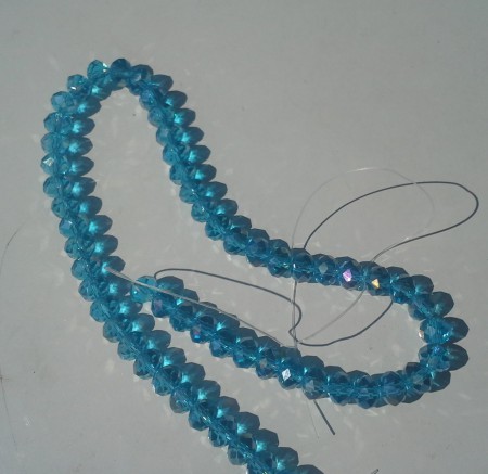 *AB lyster. Ljusblåa crystalpärlor. 6x8mm. 